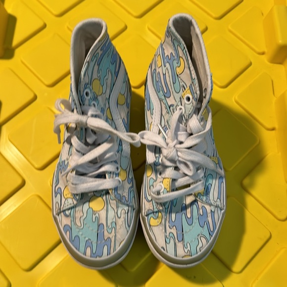 Vans!! - Picture 2 of 6